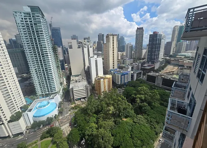 Apartment Kl Tower Cosy With And Park View Manila